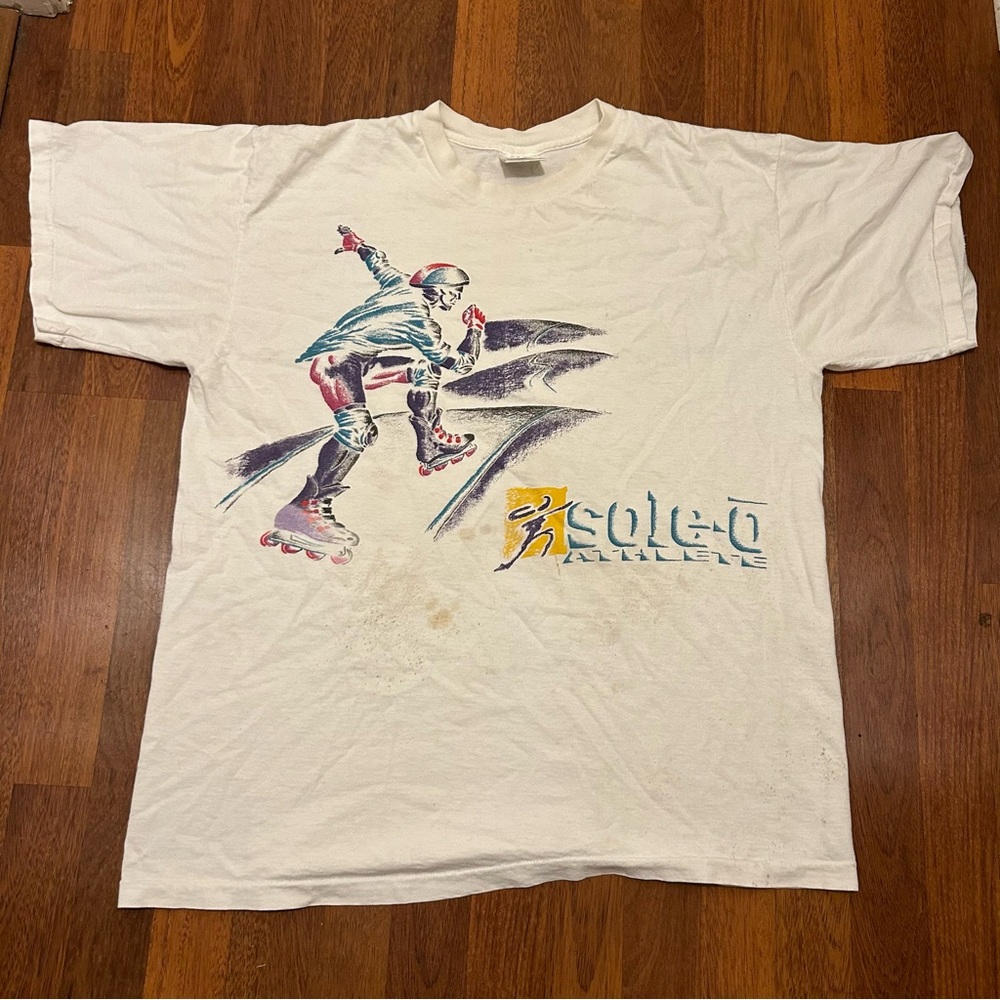 Vintage rollerblading Tee